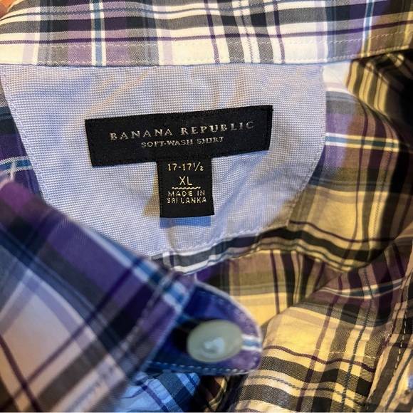 Banana Republic Soft Wash Long Sleeve Purple Button Up Size XL - Picture 2 of 2